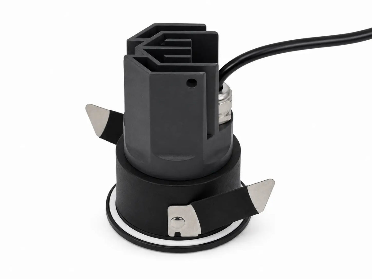 Achterkant van de Solenza Zwart IP65 badkamer inbouwspot