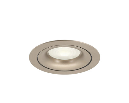 AXIS 80 kantelbare GU10 inbouwspot champagne in het plafond